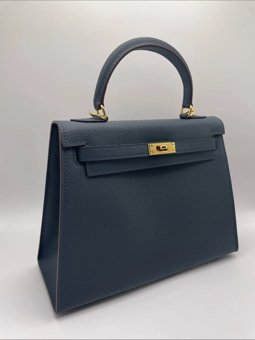 The Kinsley 25 - Navy Blue